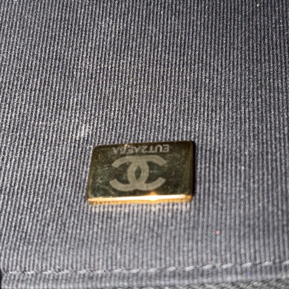 Chanel Black Quilted East/West Vanity Case with Crossbody Bag with Gold Chain - Picture 7 of 13